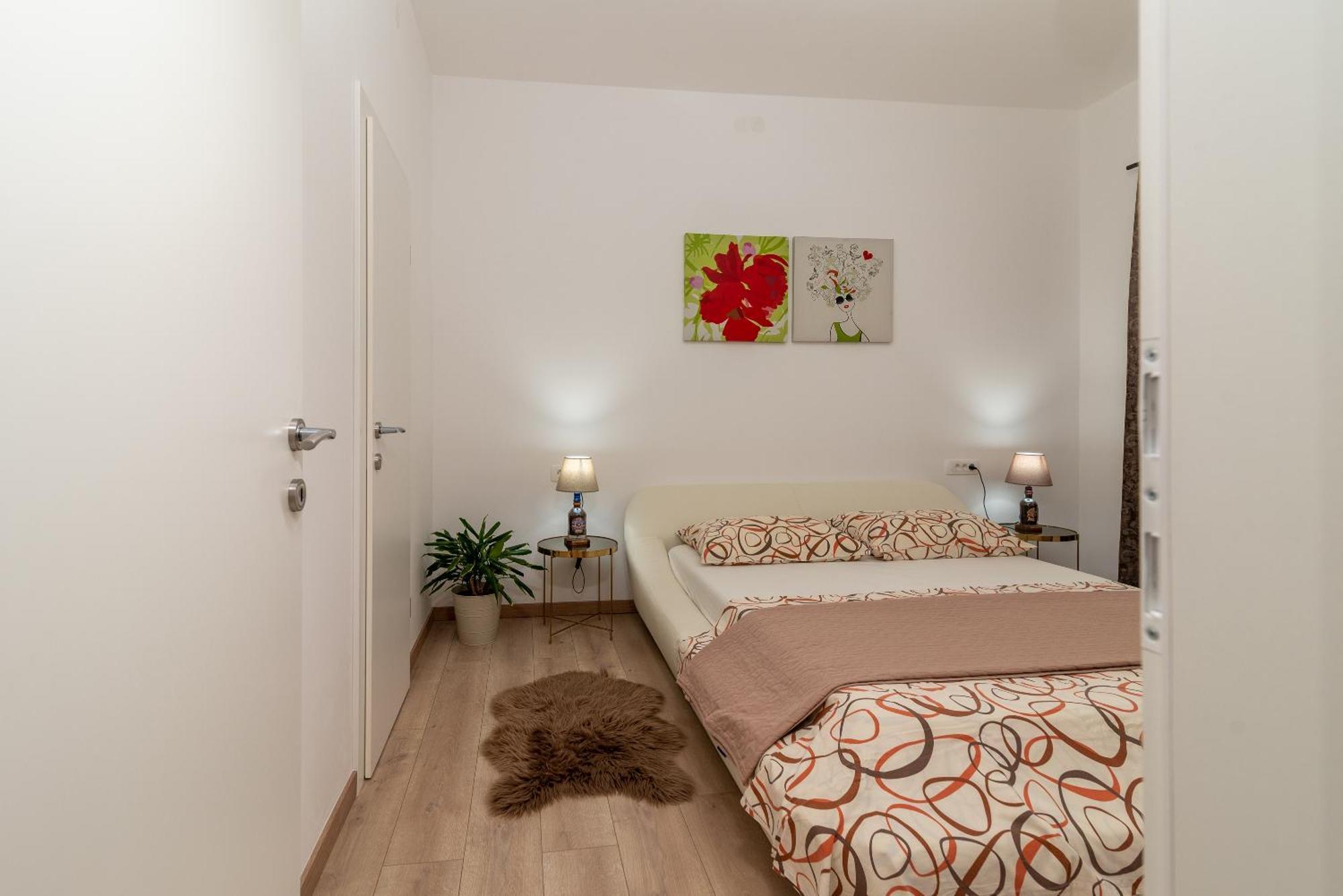 Apartments Fani Trogir Exterior photo