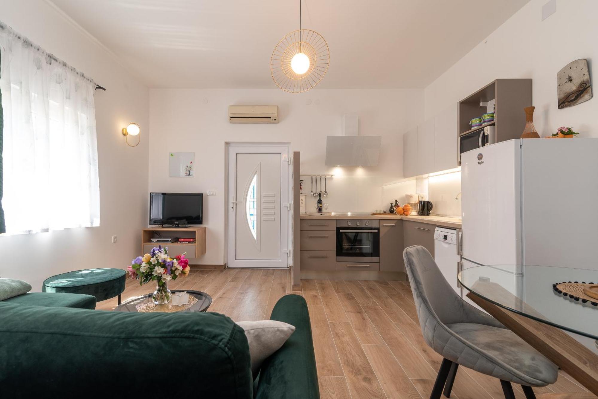 Apartments Fani Trogir Exterior photo