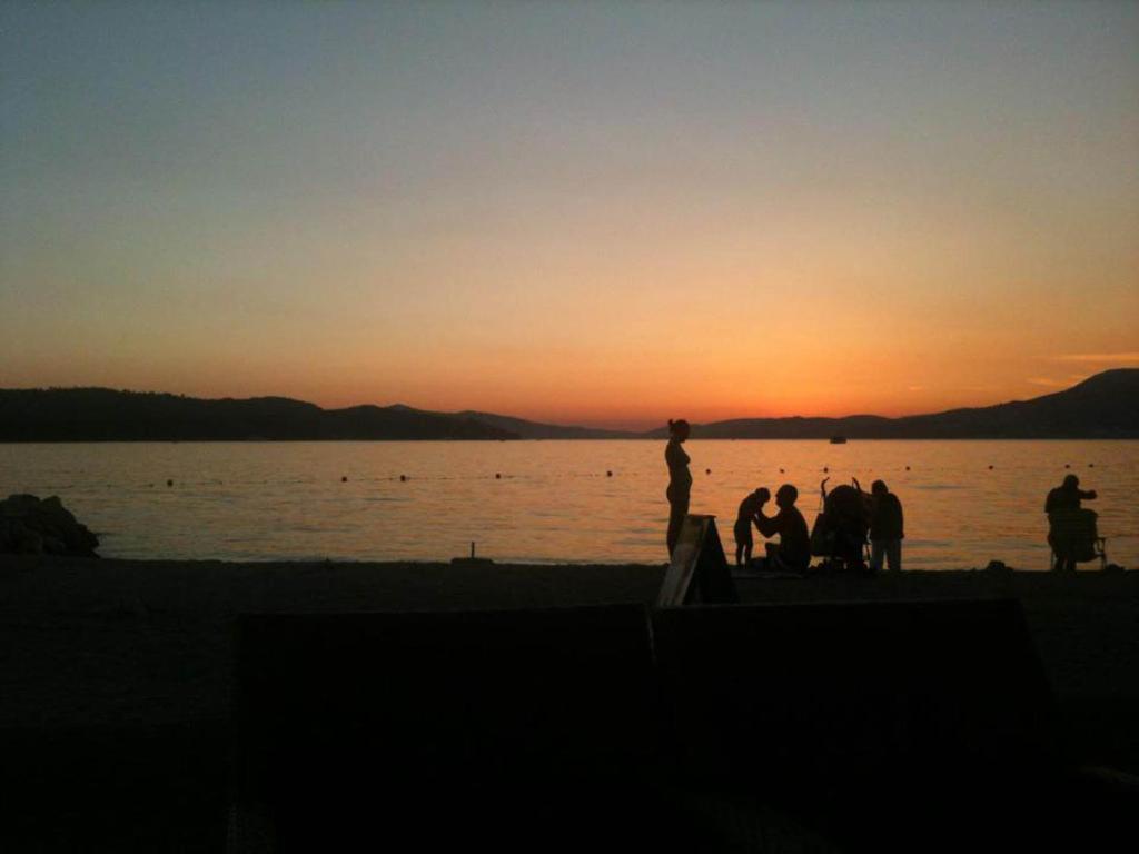Apartments Fani Trogir Exterior photo